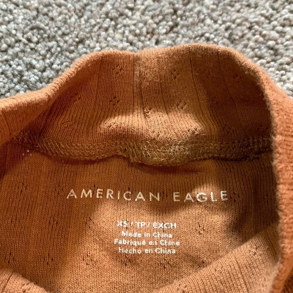 American Eagle Turtle Neck Crop Top - Picture 2 of 5